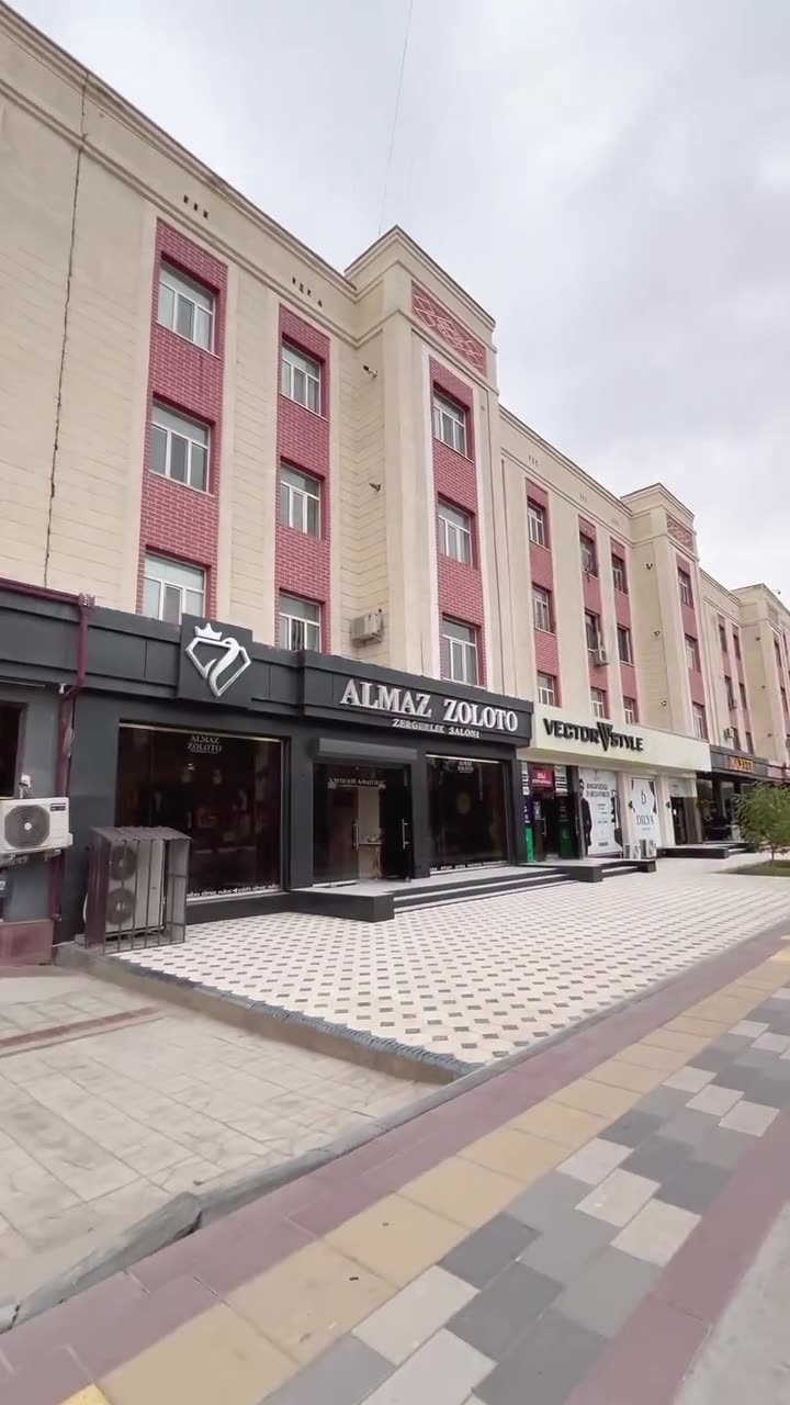 3 xanalı kvartira, Centr, Nókis